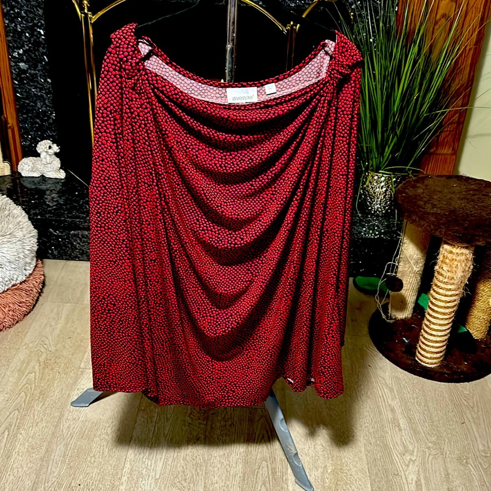 A Fun Red Christmas off the shoulder long-sleeve dress shirt.